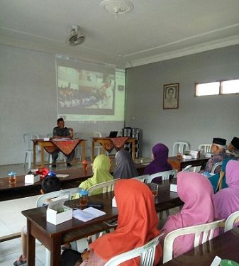 Sosialisasi dan Pendataan Awal Calon Haji Tahun 2018 KUA Kecamatan Kandangan