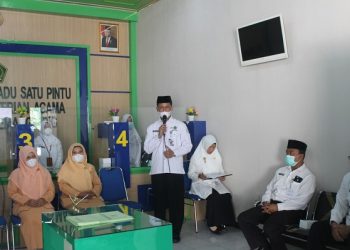 PTSP Memberikan Pelayanan Prima Kepada Masyarakat