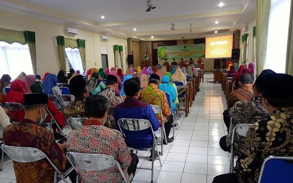 ASN Kemenag Kab. Temanggung Ikuti Doa Bersama, Peringati Hari Kartini Tahun 2022