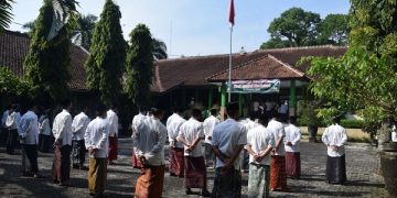 Upacara Bendera Peringatan Hari Santri ditengah Pandemi Covid-19