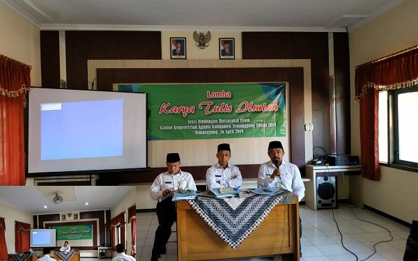 Penulisan Karya Tulis Ilmiah Memiliki Nilai Lebih Bagi Penghulu