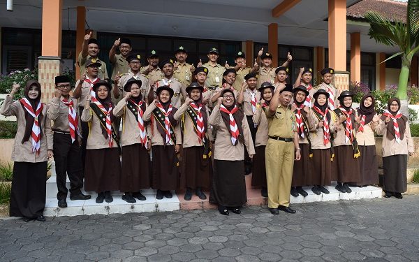 Kemah Santri Mengembangkan Pola Pikir Anak-Anak