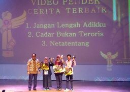 Video Pendek Karya Anak-Anak MA Darul Muttaqien Temanggung Terbaik  I Nasional