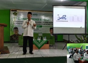 Remaja Bertugas Menyebarkan Nilai Moderasi Beragama