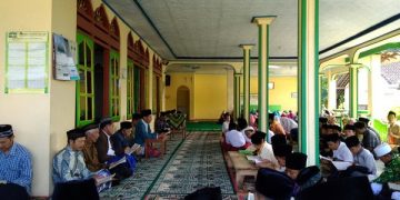 Pentingnya Al Quran  Dalam Kehidupan Sehari-Hari