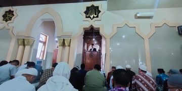 Kepala Kemenag Kab. Temanggung Jadi Khotib Sholat Idul Fitri 1443 H