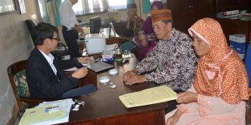 Calon Jamaah Haji Lakukan Pelunasan Biaya Haji Tahun 2017 Hari Pertama