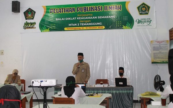 Pelatihan Publikasi Ilmiah MTS Negeri 2 Temanggung