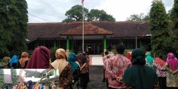 ASN Kemenag Lakukan Penghormatan Bendera dan Doa Setiap Tanggal 17