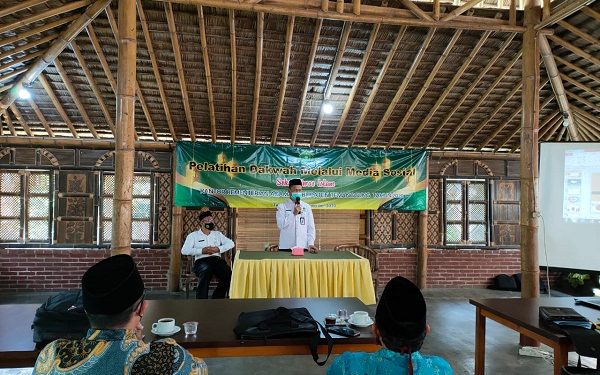 Pelatihan Dakwah melalui Media Sosial