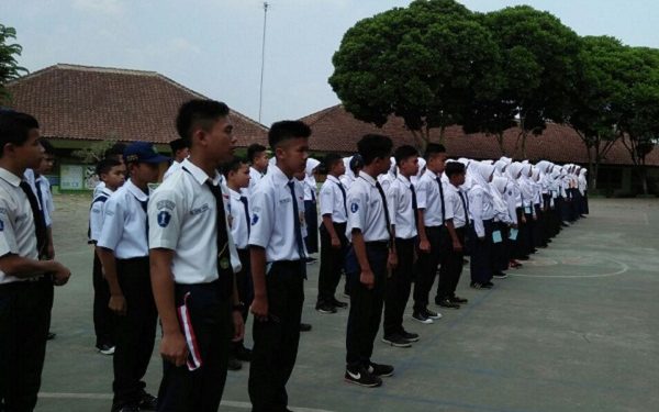 Membangun Kepribadian Pemimpin yang Berkualitas secara  Akademis, Agama, dan Organisasi