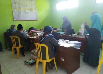 Akreditasi Untuk Menentukan Tingkat Kelayakan Suatu Sekolah/Madrasah
