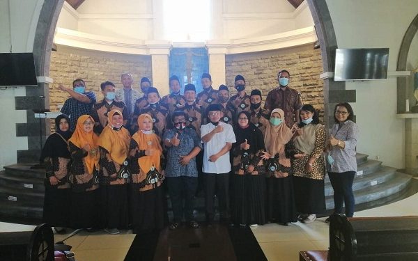 Silaturahmi Penyuluh Agama Honorer Islam dan Penyuluh Agama Honorer Katolik