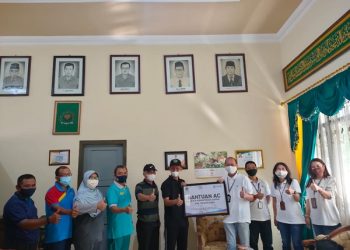 Kemenag Kab. Temanggung Terima Bantuan Tiga Unit Lagi Alat Pendingin Ruangan