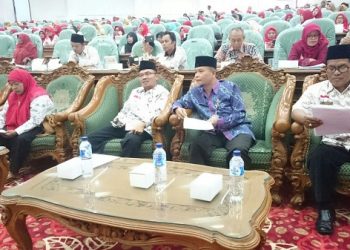 Membangun Karakter dan Profesionalisme