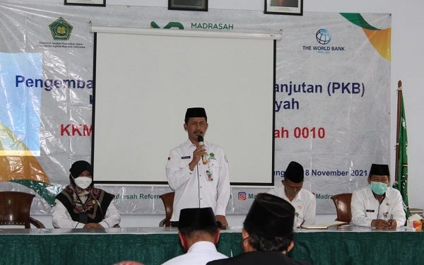 Kakankemenag Kab. Temanggung Buka PKB Guru MTs Tahun 2021