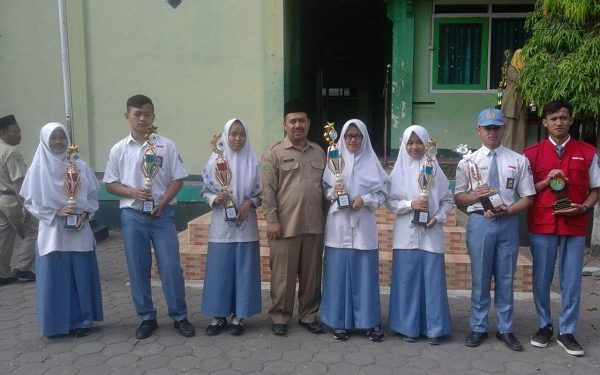 MAN Temanggung Banjir Piala Kejuaraan