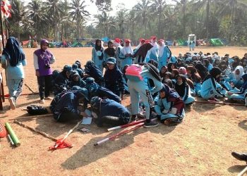 Kemah Bakti MAN Temanggung Latih Kepekaan Sosial Siswa