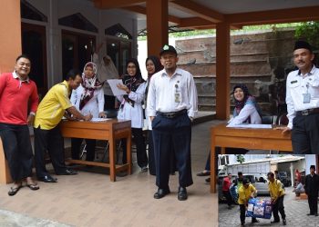 Calon Jamaah Haji Kabupaten Temanggung Serahkan Koper ke Kemenag
