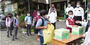 Donasi Peduli Semeru MIN 1 Temanggung