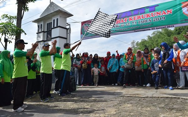 Melalui Jalan Sehat Wujudkan Kerukunan Umat