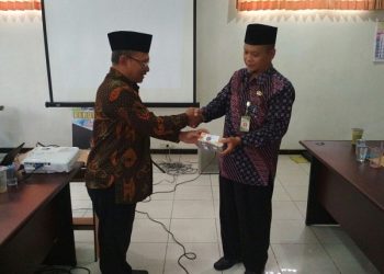 Zakat Profesi Berfungsi Mensucikan Diri Dan Membersihkan Harta Benda
