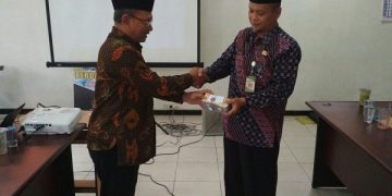Zakat Profesi Berfungsi Mensucikan Diri Dan Membersihkan Harta Benda