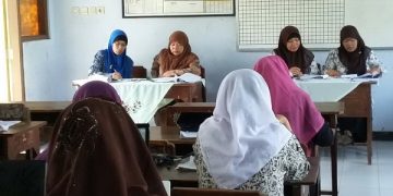 Rapat  Anggota Tahunan (RAT) Koperasi Guru dan Pegawai MTsN Kedu