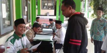 Pemberkasan Insentif Gubernur Jawa Tengah bagi Ustadz/Ustadzah