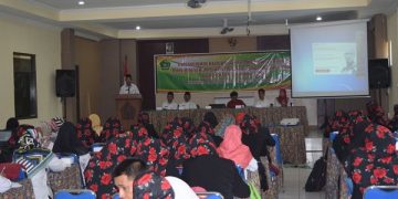 Guru RA Manfaatkan Teknologi sebagai Alat Bantu dalam Mengajar