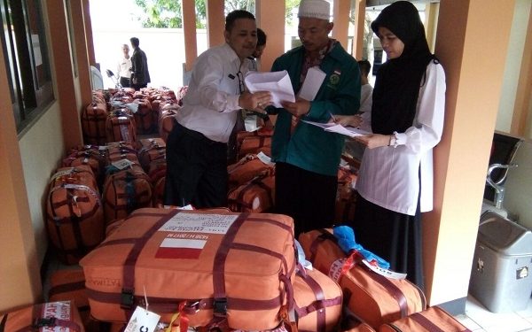 Pengambilan Tas Koper Jemaah Haji Kabupaten Temanggung