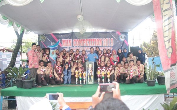 Generasi Muslim yang Kuat Lebih Dicintai Alloh