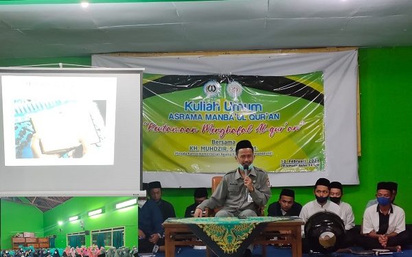 Kuliah Umum Asrama Manbaul Qur'an MAN Temanggung