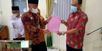 Pentasyarufan Simbolis Zakat ASN Kankemenag Kab. Temanggung Tahun 2022