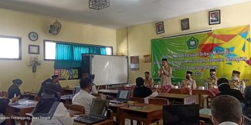 Tingkatkan Kompetensi Guru dengan Pelatihan Media Pembelajaran Berbasis Multimedia