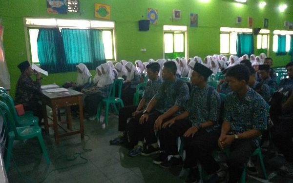 237 Siswa Yatim MAN  Temanggung Dapat Santunan