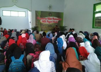 Jadilah Muslim yang Cerdas, Disiplin, Taat dan Berakhlak Mulia