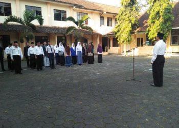 Pelepasan Kontingen Kompetisi Sains Madrasah Tahun 2017  Kabupaten Temanggung