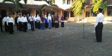 Pelepasan Kontingen Kompetisi Sains Madrasah Tahun 2017  Kabupaten Temanggung