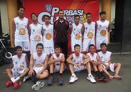 Tim Bola Basket MTsN Parakan Raih Juara 3 Liga Bola Basket SMP/MTs Kabupaten Temanggung