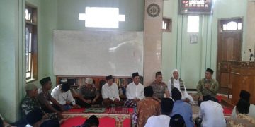 KUA Pringsurat Safari Jumat bareng Kapolres Temanggung