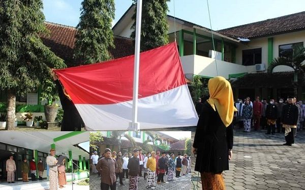 Kankemenag Kab. Temanggung Gelar Upacara Dengan Memakai Pakaian Adat