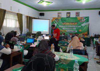 Peningkatan Kompetensi Guru Madrasah Dalam Pembuatan Media Pembelajaran