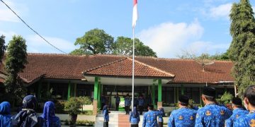Kemenag Kab. Temanggung Gelar Upacara Bendera Memperingati Hari Pahlawan 2022