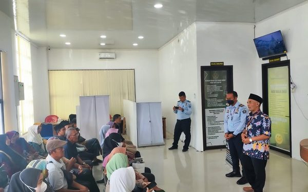 Kantor Imigrasi Berikan Layanan Eazy Pasport