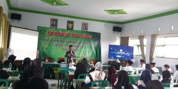 MTsN 1 Temanggung Gelar In House Training  Implementasi Kurikulum Merdeka
