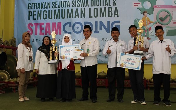 Tim Coding MTsN 2 Temanggung Meraih Juara 1