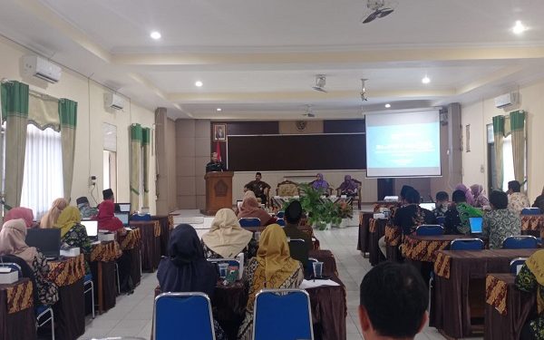 Sosialisasi Pengguna  Si-Petak ( Sistem Informasi Pendataan Perpustakaan )