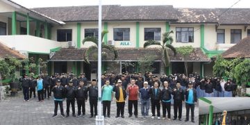 Kakankemenag Kab. Temanggung Lepas Peserta Pekan Olahraga Madrasah Aliyah (POPMA) Tingkat Provinsi Jawa Tengah