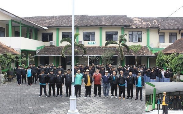 Kakankemenag Kab. Temanggung Lepas Peserta Pekan Olahraga Madrasah Aliyah (POPMA) Tingkat Provinsi Jawa Tengah